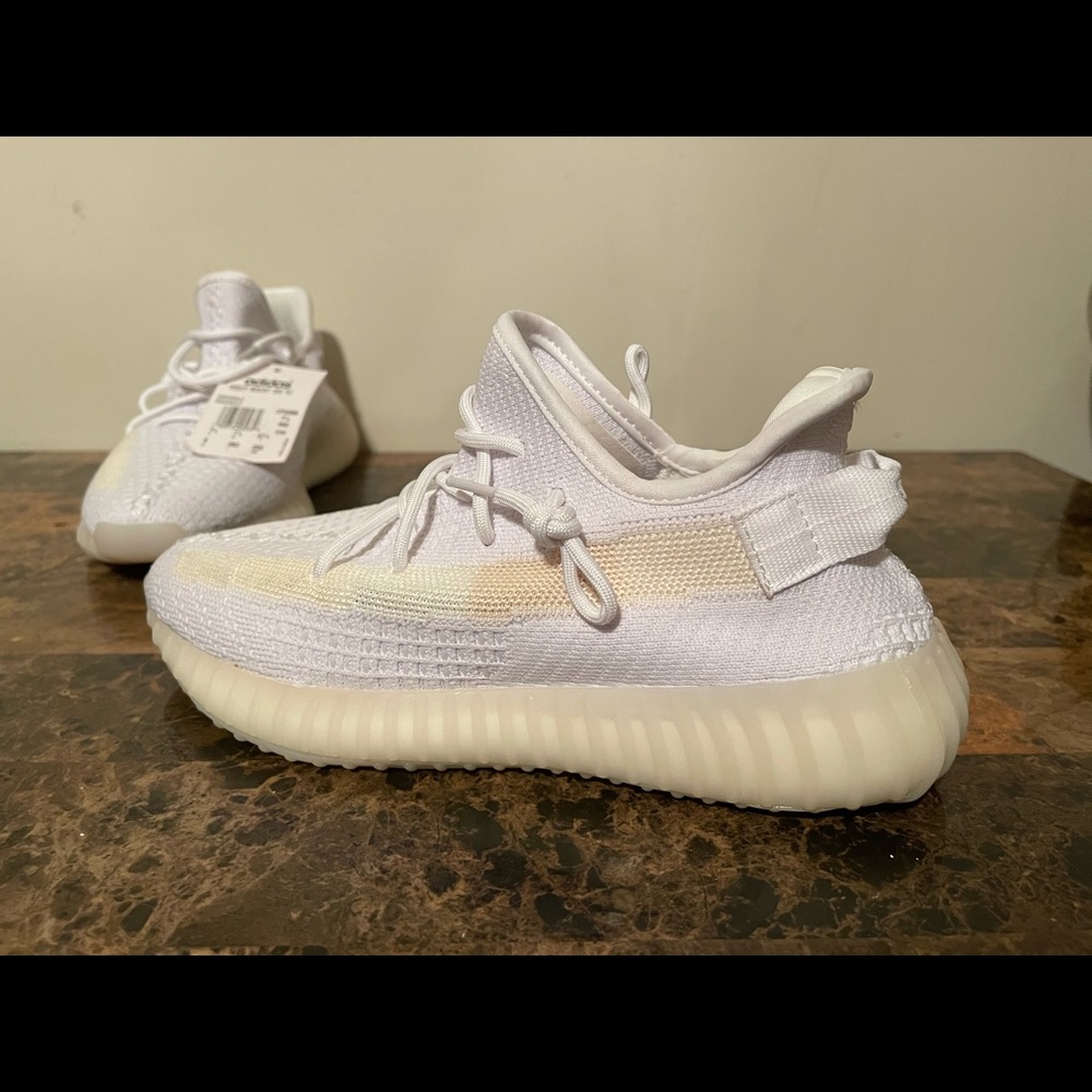 Adidas Yeezy color changers